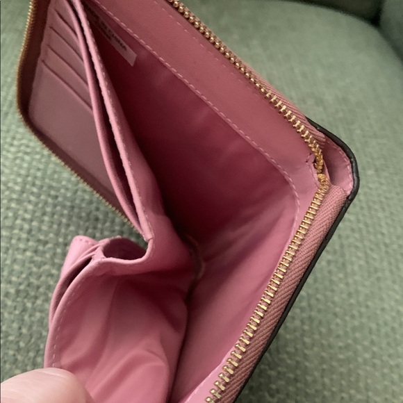 Coach Mauve Billfold Wallet - Picture 6 of 10